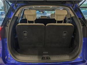 Mahindra XUV700 2.0T AX7 - Image 10