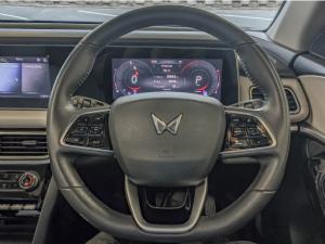 Mahindra XUV700 2.0T AX7 - Image 13
