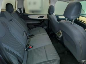 Mahindra XUV700 2.0T AX5 - Image 8