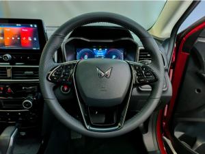 Mahindra XUV 3XO 1.2T AX5 manual - Image 11