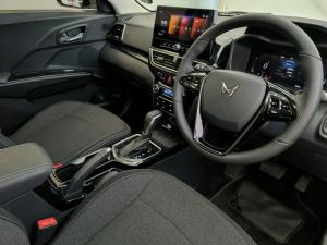 Mahindra XUV 3XO 1.2T AX5 auto - Image 8