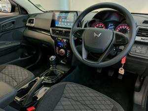 Mahindra XUV 3XO 1.2T MX2 manual - Image 6