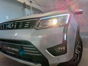 Mahindra XUV300 1.2T W8 - Image 3