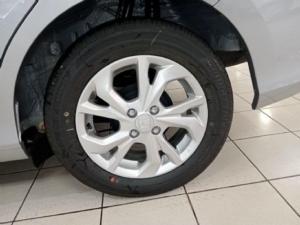 Honda Amaze 1.2 Trend - Image 4