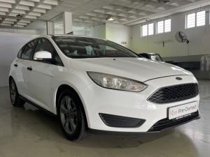 Ford Focus hatch 1.0T Ambiente auto - Image 3