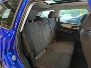 Mahindra XUV700 2.0T AX5 - Image 4