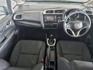 Honda WR-V 1.2 Comfort - Image 11