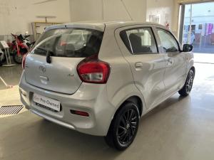 Toyota Vitz 1.0 XR manual - Image 5