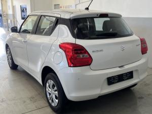 Suzuki Swift 1.2 GL+ auto - Image 6