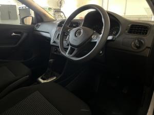 Volkswagen Polo Vivo hatch 1.6 Comfortline auto - Image 7