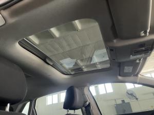 Volkswagen Polo hatch 1.0TSI Life manual - Image 9
