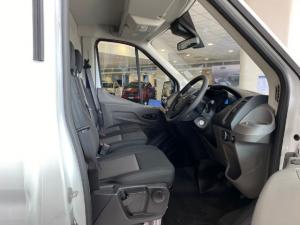 Ford Transit 2.2TDCi 92kW MWB panel van (aircon) - Image 5
