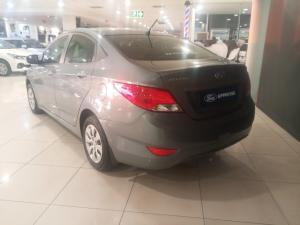 Hyundai Accent sedan 1.6 Motion - Image 3