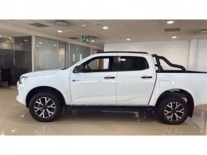 Isuzu D-Max 1.9TD double cab LS X-Rider manual - Image 2