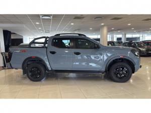 Nissan Navara 2.5DDTi double cab Pro-4X 4x4 - Image 2