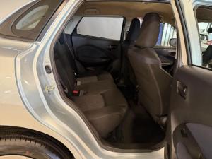 Suzuki Baleno 1.5 GL manual - Image 10