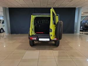 Suzuki Jimny 1.5 GLX AllGrip 5-door manual - Image 4