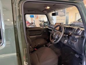 Suzuki Jimny 1.5 GLX AllGrip 5-door auto - Image 8