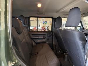 Suzuki Jimny 1.5 GLX AllGrip 5-door auto - Image 9