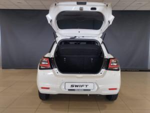 Suzuki Swift 1.2 GL - Image 6