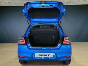 Suzuki Swift 1.2 GLX auto - Image 6