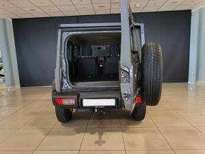 Suzuki Jimny 1.5 GLX AllGrip 3-door manual - Image 5