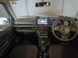 Suzuki Jimny 1.5 GLX AllGrip 3-door manual - Image 7