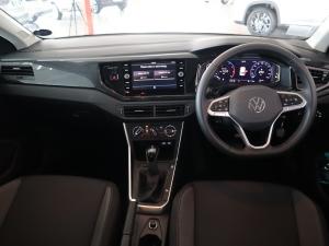 Volkswagen Polo hatch 1.0TSI Life auto - Image 20
