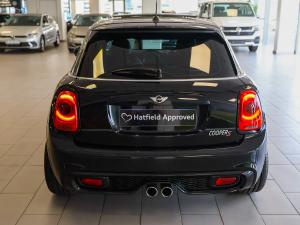 MINI Hatch Cooper S Hatch 5-door auto - Image 9