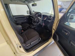 Suzuki Jimny 1.5 GLX AllGrip 5-door auto - Image 19