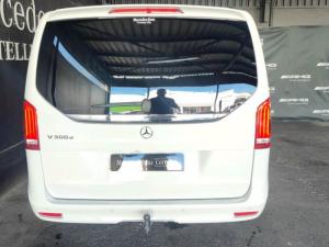 Mercedes-Benz V-Class V300d Exclusive - Image 11