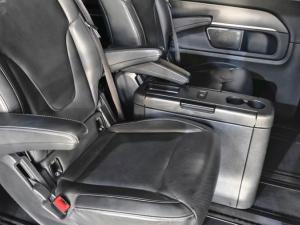 Mercedes-Benz V-Class V300d Exclusive - Image 14