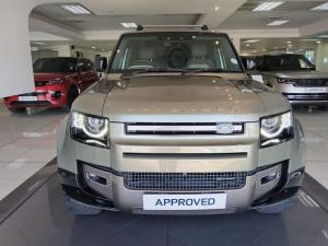 Land Rover Defender 90 D300 X-Dynamic HSE - Image 2