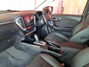 Isuzu D-Max 3.0TD Extended cab LSE (No Radar) - Image 10