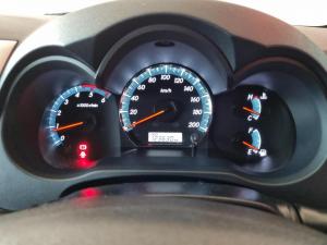 Toyota Fortuner 2.5D-4D - Image 12