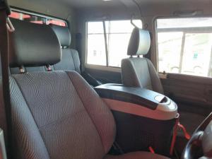 Toyota Land Cruiser 79 4.5D-4D V8 double cab LX - Image 19