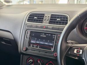 Volkswagen Polo sedan 1.6 Comfortline auto - Image 20