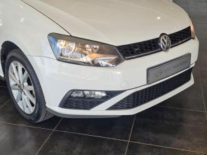 Volkswagen Polo sedan 1.6 Comfortline auto - Image 4