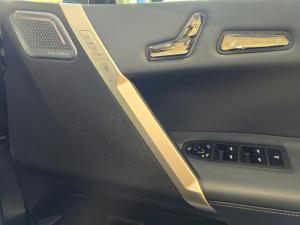 BMW iX xDrive50 - Image 13