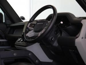 Land Rover Defender 110 D300 X-Dynamic HSE - Image 23