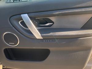 Land Rover Discovery Sport D200 R-Dynamic SE - Image 15