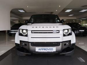 Land Rover Defender 110 D300 X-Dynamic HSE - Image 2