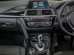 BMW 3 Series 318i - Image 12