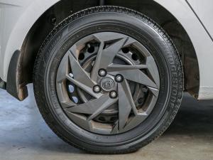 Hyundai i20 1.2 Motion - Image 17