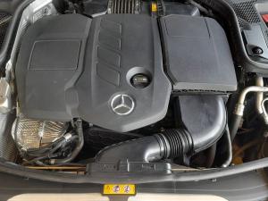 Mercedes-Benz C-Class C220d - Image 10