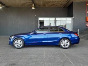 Mercedes-Benz C-Class C220d - Image 4