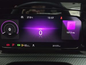 Volkswagen Golf R - Image 4