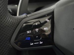 Volkswagen Golf R - Image 7