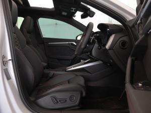 Audi RS3 Sportback quattro - Image 17