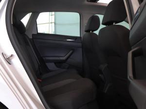 Volkswagen Polo hatch 1.0TSI Life auto - Image 15